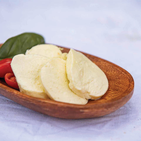 Zandam Bocconcini Cheese supplied by Caterlink SA